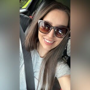 Meet your Posher, Paige